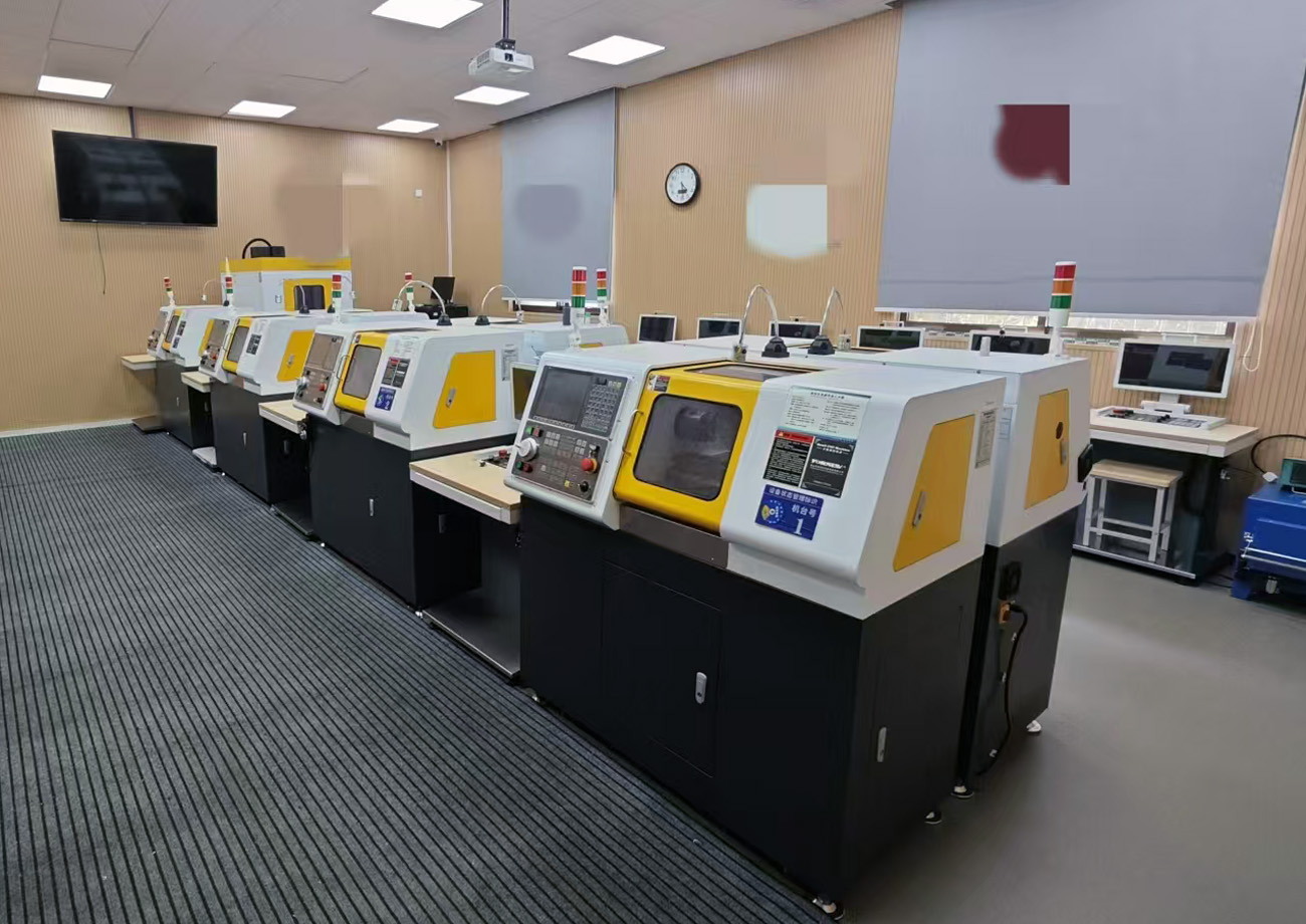 數(shù)控理實(shí)一體化實(shí)驗(yàn)室